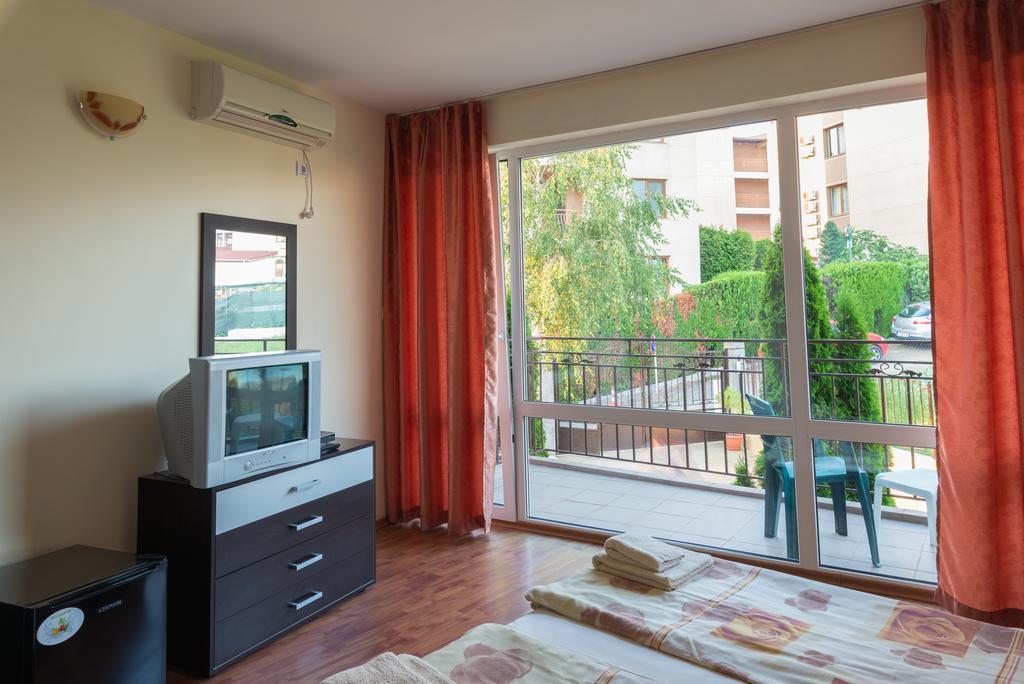 Family Hotel Dayana Beach Sinemoretz Exterior foto